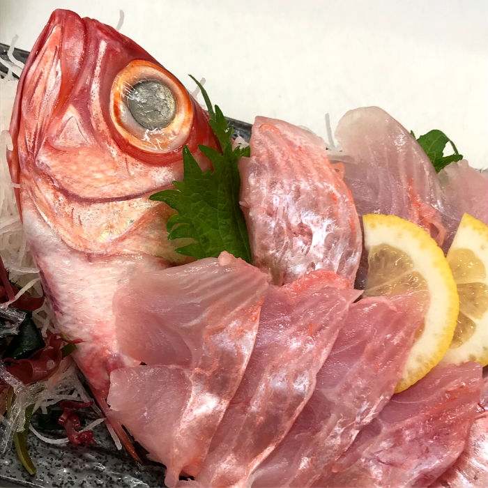 地物金目鯛!めちゃくちゃ脂のってます!