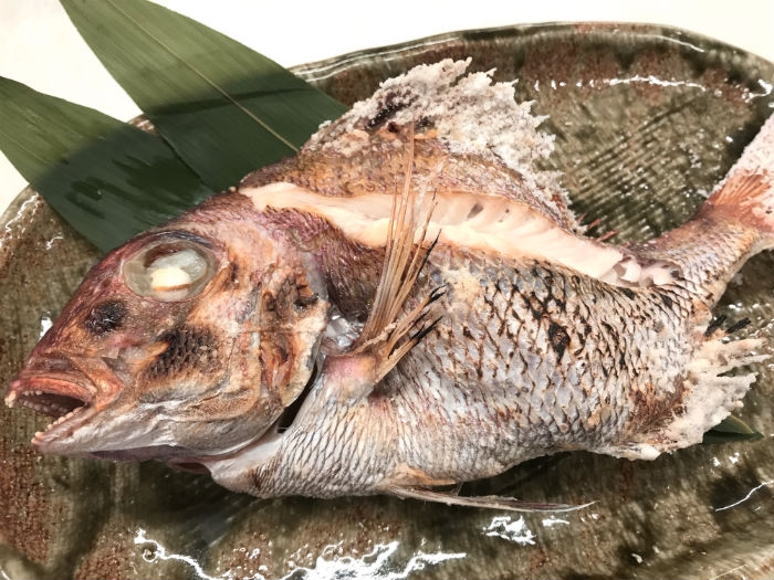 脂のり抜群の天然真鯛がお値打ち!旬です!
