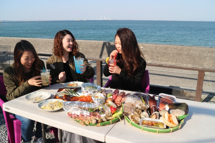 BBQ⇔鮮魚市場 選んでお造り注文!