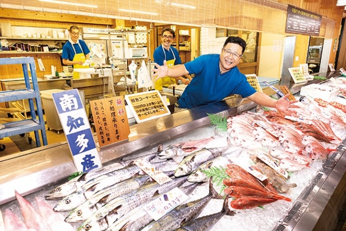 地物。篠島産朋輩牡蠣-愛知県初の生食牡蠣--