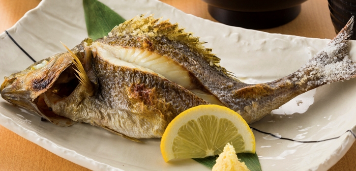 俺たち魚屋の大好物!この季節が待ち遠しい!梅雨イサキ