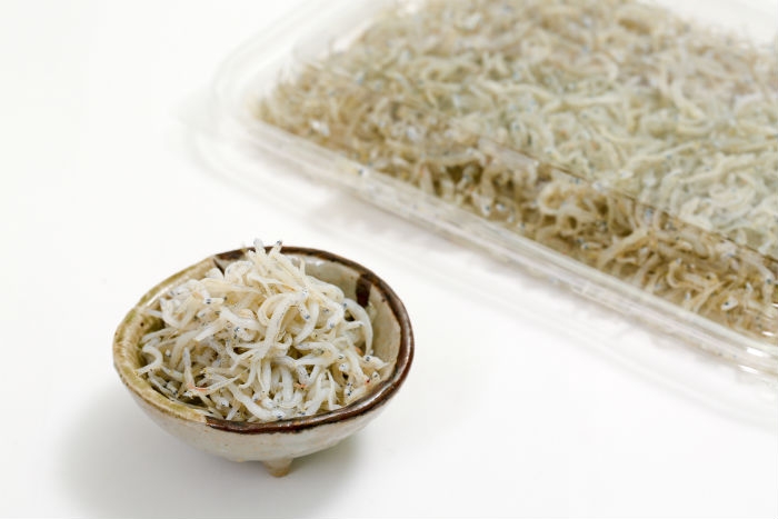 南知多産　かちり（上干ちりめん）