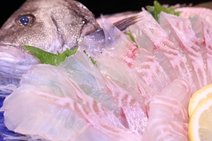 南知多産　活〆コショウ鯛1尾