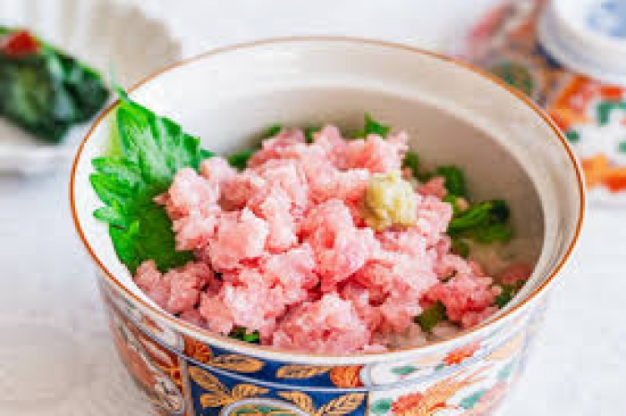 まぐろたたきミニサイズ