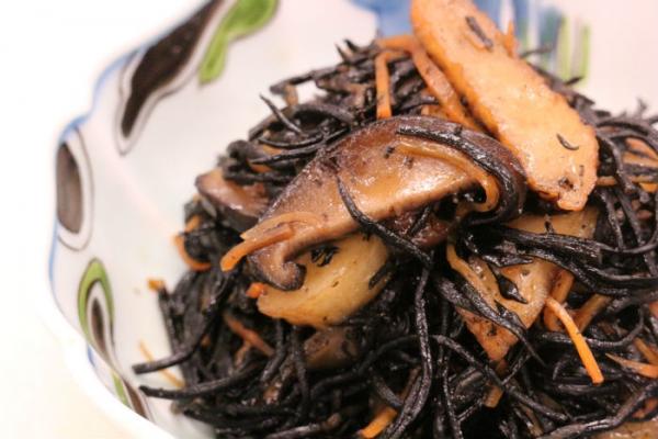 地物新物、生ひじき入荷しました!数量限定!