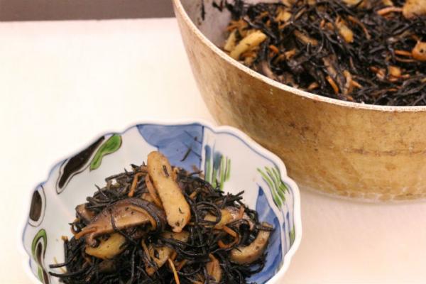 地物新物、生ひじき入荷しました!数量限定!