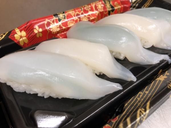 秋の知らせは小さなイカ。