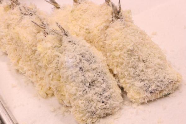 南知多産いわし!水揚げ最盛期!どんどん脂のってきたよ!