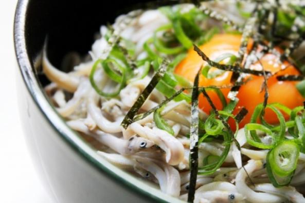 南知多産 しらす干し(ちりめんじゃこ)1kg(化粧箱入)