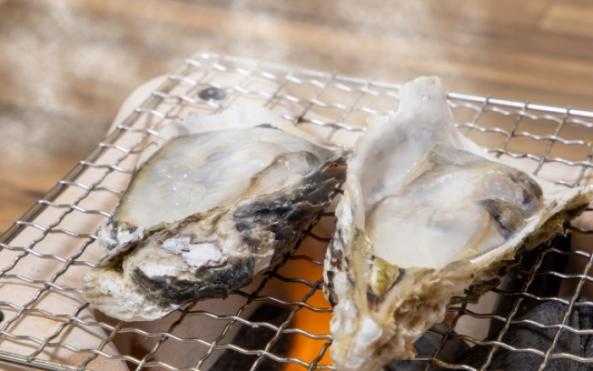 殻付き牡蠣（~14：00までの注文で当日発送！）