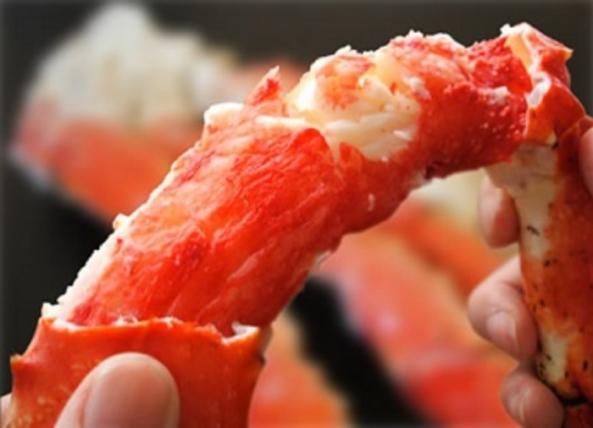 106番　★極太★　ボイルタラバ蟹　2K2肩6Lサイズ　化粧箱入り